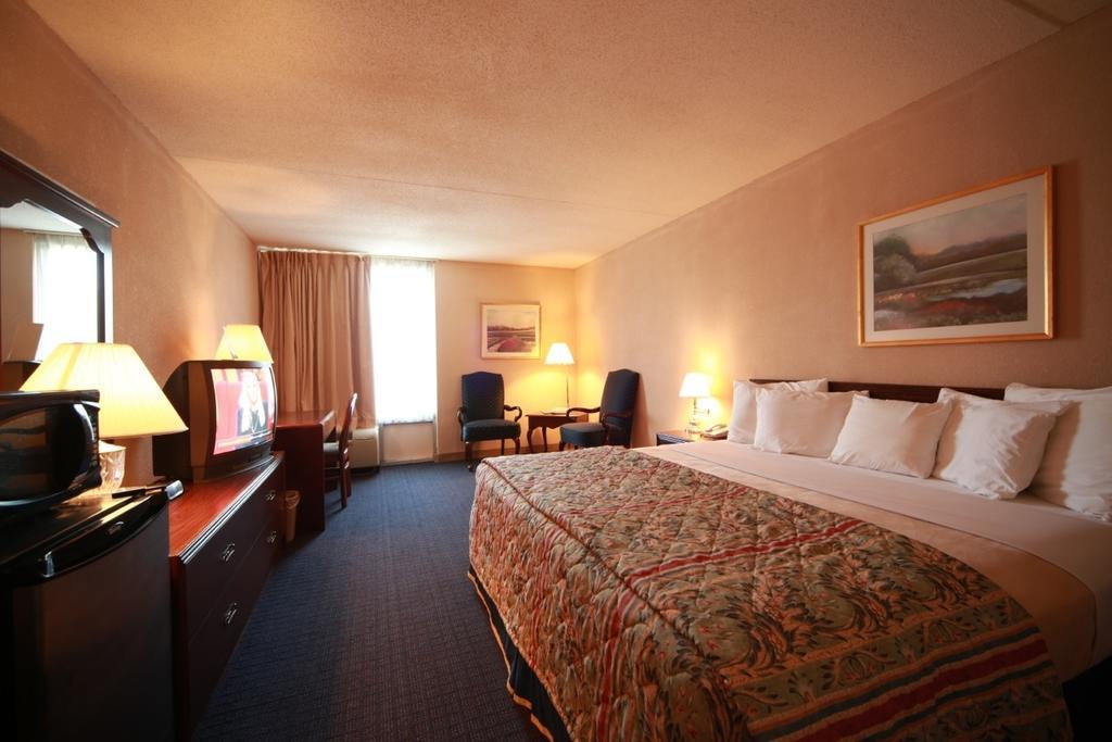 Boarders Inn And Suites - Marion Buitenkant foto